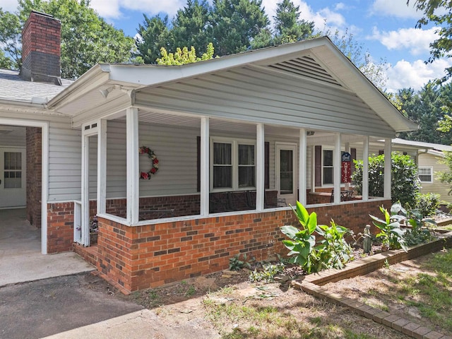 view of front of house featuring covered porch