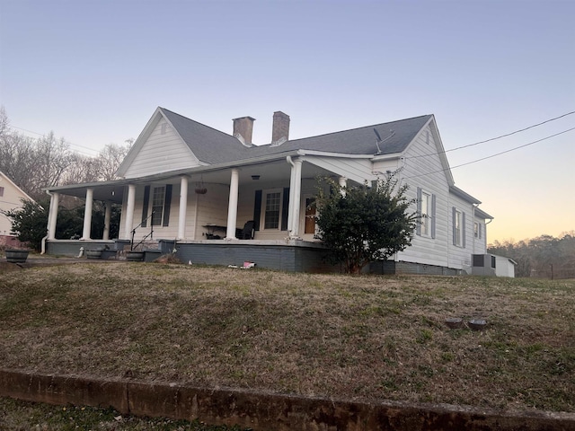 exterior space featuring a porch