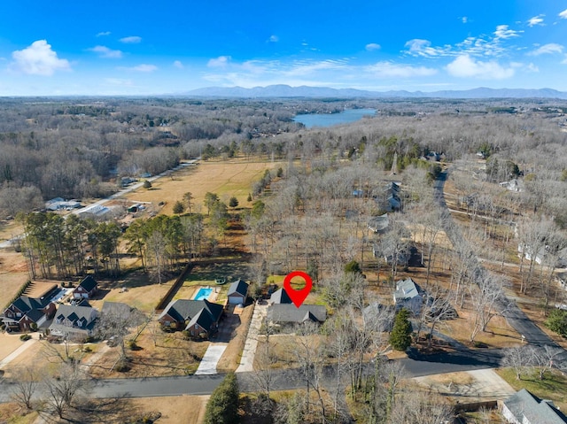 bird's eye view with a mountain view