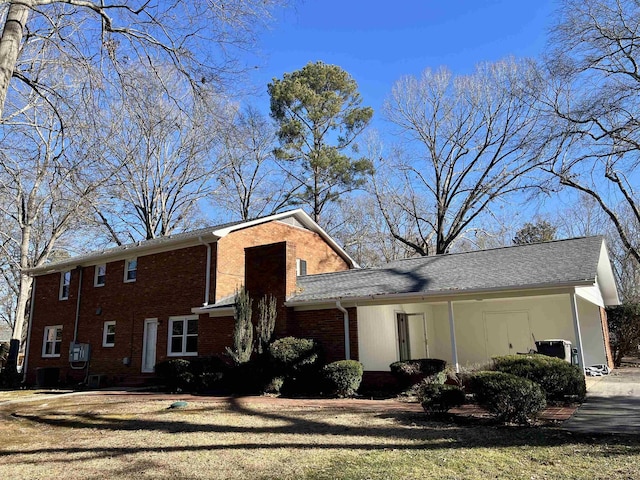 115 Fernbrook Cir, Spartanburg, SC 29307 - view of front of property featuring brick siding and a front lawn