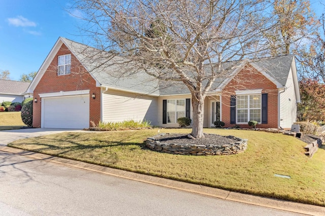 view of front of house featuring a front yard