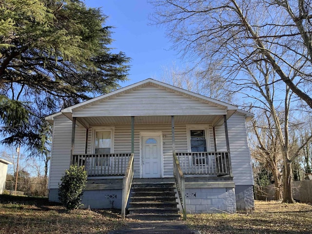 view of front facade with covered porch