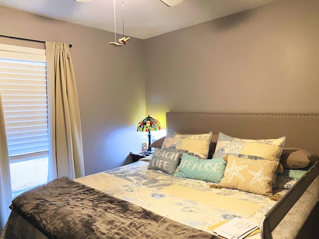 bedroom featuring ceiling fan