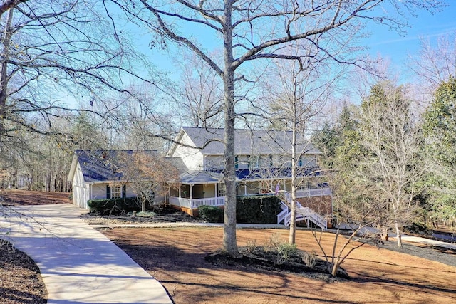 view of front facade with covered porch