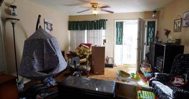 miscellaneous room with ceiling fan