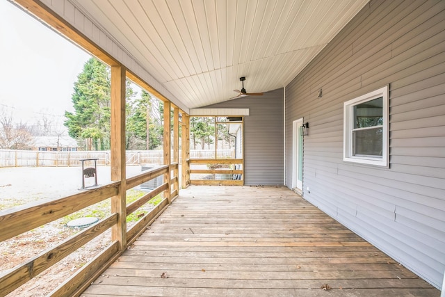 deck with ceiling fan