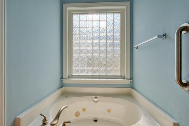 bathroom featuring a bathtub