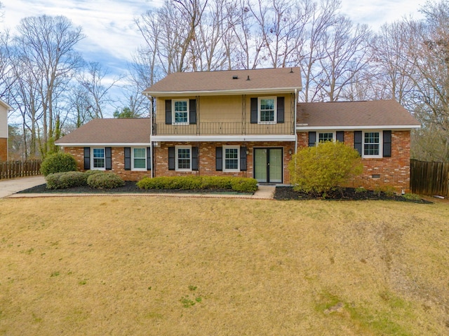 view of front of house featuring a front yard