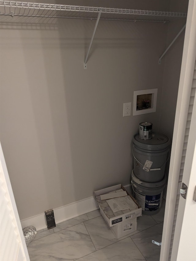 laundry area with washer hookup