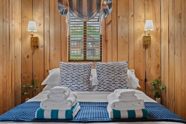 sitting room with wooden walls