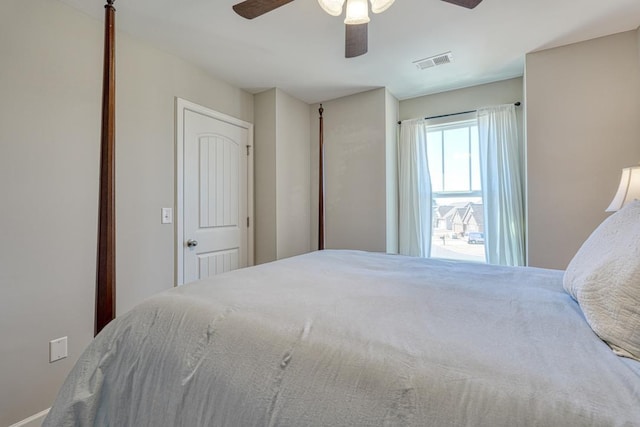 bedroom with ceiling fan