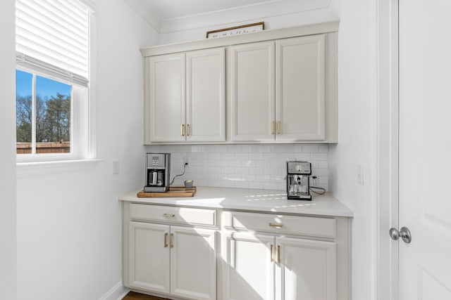 bar with decorative backsplash