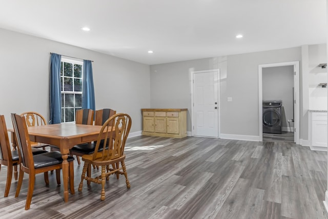 340 W Peachtree, Woodruff, SC 29388 - dining room with washer / clothes dryer, light wood-type flooring, recessed lighting, and baseboards