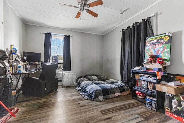 121 Holland, Gaffney, SC 29341 - bedroom with wood finished floors, ornamental molding, ceiling fan, and visible vents