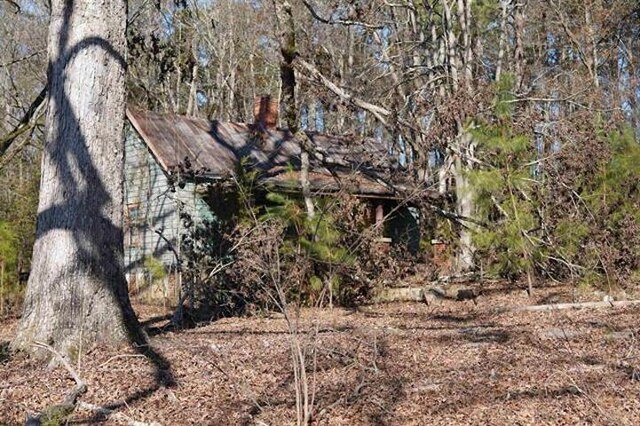 1717 Mount Shls, Woodruff, SC 29388