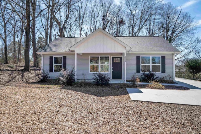 100 Winterhaven, Spartanburg, SC 29301 - view of front of house featuring roof with shingles