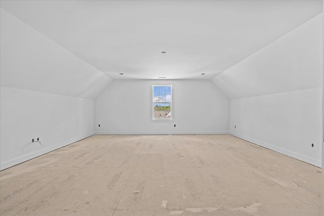 138 Silver Hl, Spartanburg, SC 29302 - bonus room featuring baseboards and vaulted ceiling