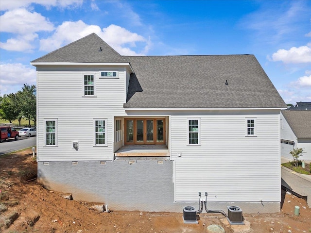 138 Silver Hl, Spartanburg, SC 29302 - rear view of property with cooling unit and a shingled roof