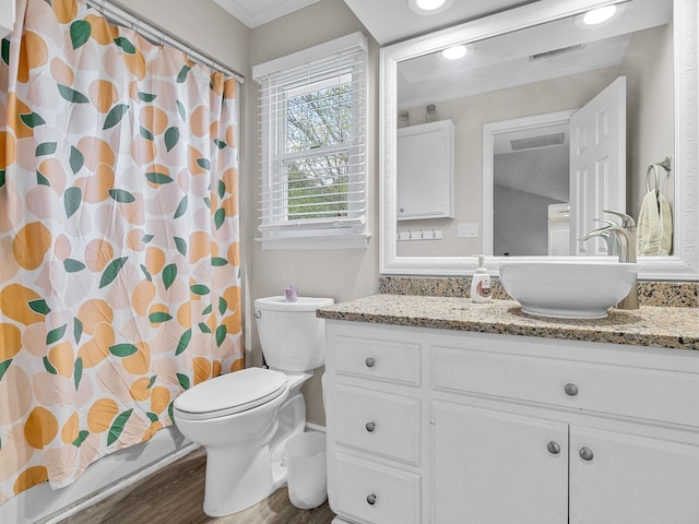 110 Miller Spgs, Moore, SC 29369 - bathroom featuring vanity, a shower with curtain, crown molding, toilet, and wood finished floors