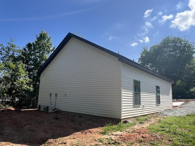 view of home's exterior