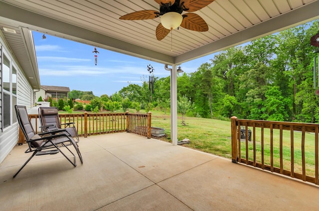view of patio with ceiling fan