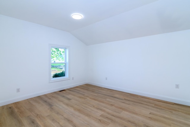 583 Berry, Boiling Springs, SC 29316 - bonus room featuring light wood-type flooring, baseboards, vaulted ceiling, and visible vents