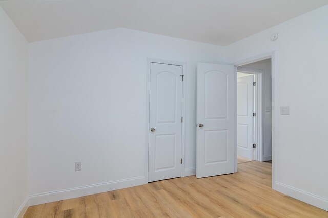 583 Berry, Boiling Springs, SC 29316 - additional living space featuring baseboards and light wood-style flooring