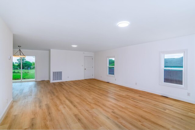 583 Berry, Boiling Springs, SC 29316 - spare room with visible vents, light wood-style floors, and baseboards