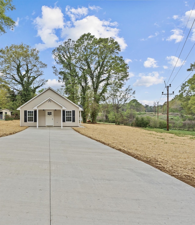 view of property's community with driveway