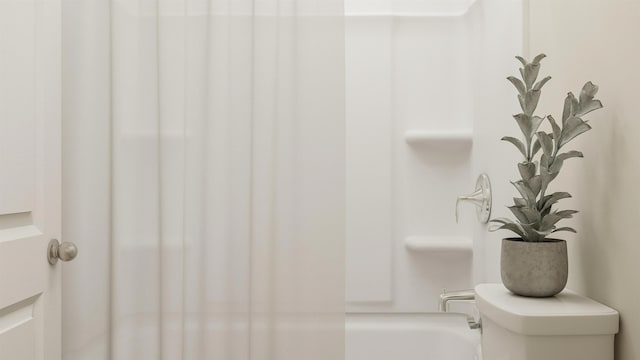 15 Snowmill, Woodruff, SC 29388 - bathroom featuring washtub / shower combination