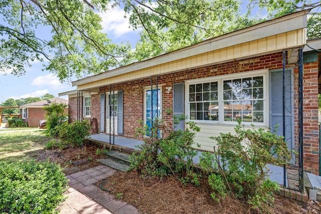 111 Linville, Moore, SC 29369 - view of front facade with a porch and brick siding