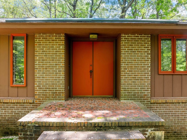 132 Rosecrest, Spartanburg, SC 29303 - view of exterior entry with brick siding