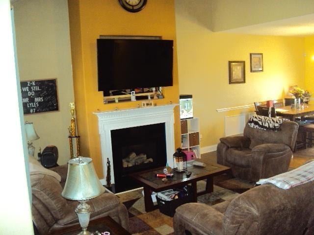 474 Slate, Boiling Springs, SC 29316 - living area featuring a fireplace