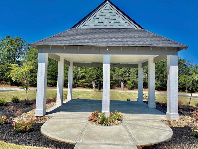 1305 S Pinot, Duncan, SC 29334 - view of patio featuring a gazebo