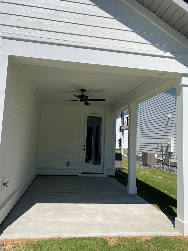 1200 N Pinot, Duncan, SC 29334 - view of patio / terrace featuring a ceiling fan and central AC unit