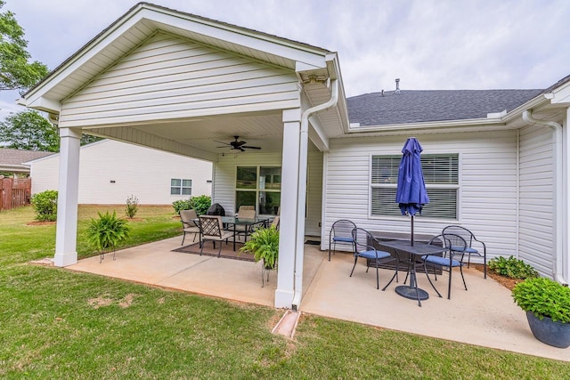 view of patio with ceiling fan