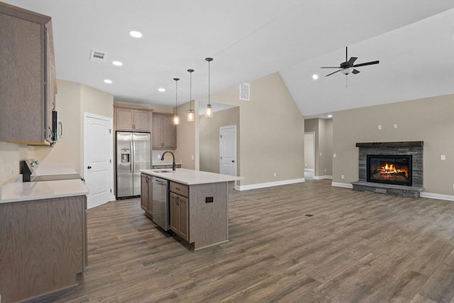 21 Old, American, Pendleton, SC 29670 - kitchen with appliances with stainless steel finishes, a sink, a ceiling fan, open floor plan, and baseboards