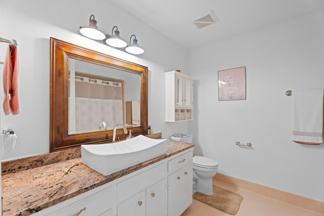 302 Peach Vly, Spartanburg, SC 29303 - bathroom featuring toilet, vanity, and a shower with shower curtain