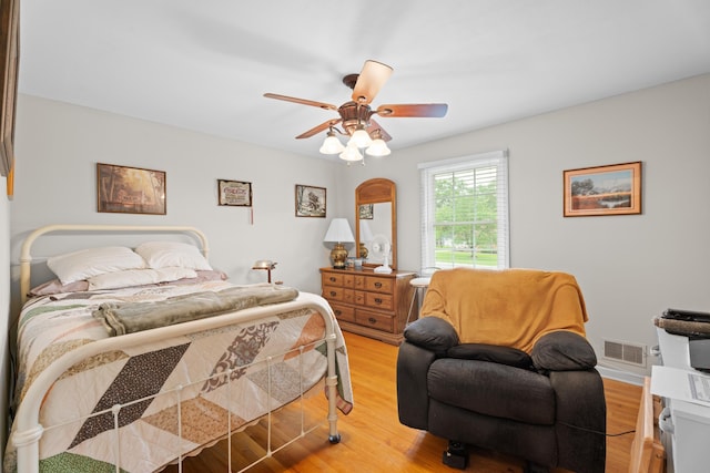 302 Peach Vly, Spartanburg, SC 29303 - bedroom featuring light wood-style floors and ceiling fan