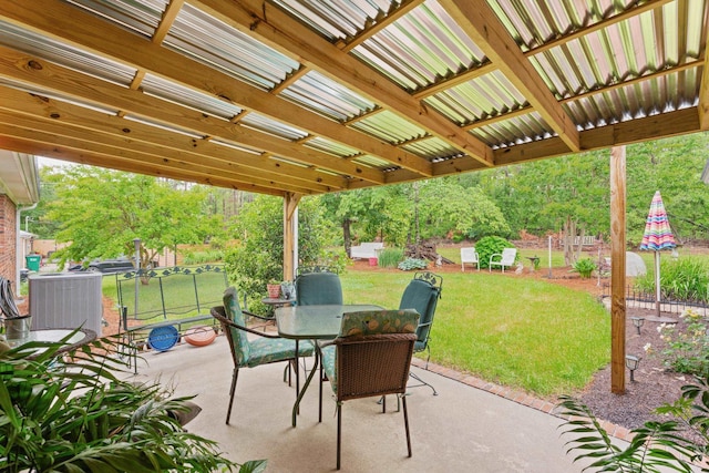 302 Peach Vly, Spartanburg, SC 29303 - view of patio / terrace featuring outdoor dining space and central AC unit