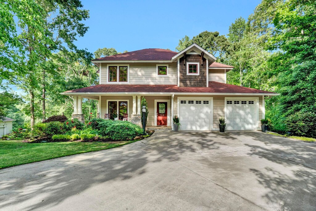 120 Stoneridge, Chesnee, SC 29323 - view of front of property featuring driveway and a porch