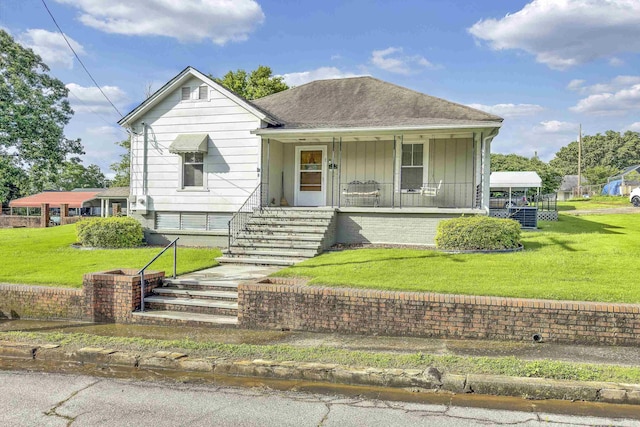 1 Robinsview, Spartanburg, SC 29301 - bungalow-style house with a porch, board and batten siding, and a front yard