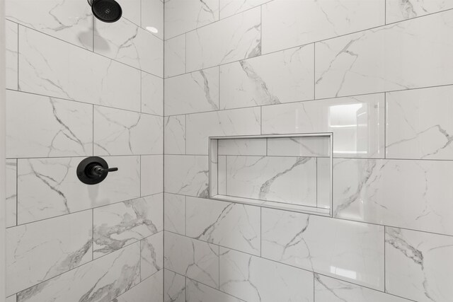 3135 E Croft, Spartanburg, SC 29302 - full bathroom featuring a tile shower