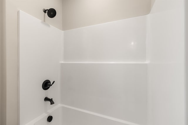 3135 E Croft, Spartanburg, SC 29302 - bathroom with shower / washtub combination