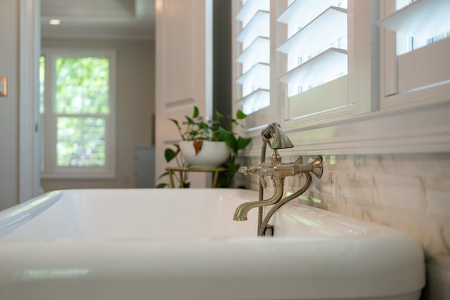 127 Turnberry, Spartanburg, SC 29306 - bathroom view of a freestanding bath and tasteful backsplash