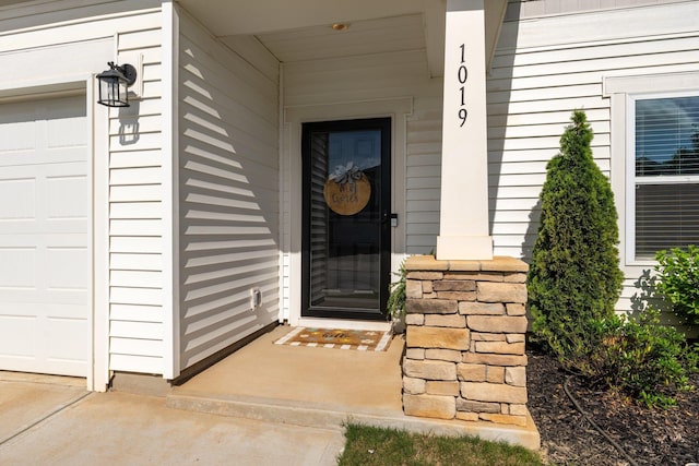 1019 Appalachian, Moore, SC 29369 - entrance to property with a garage
