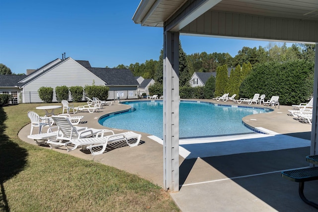 175 Castleton, Boiling Springs, SC 29316 - community pool with a patio