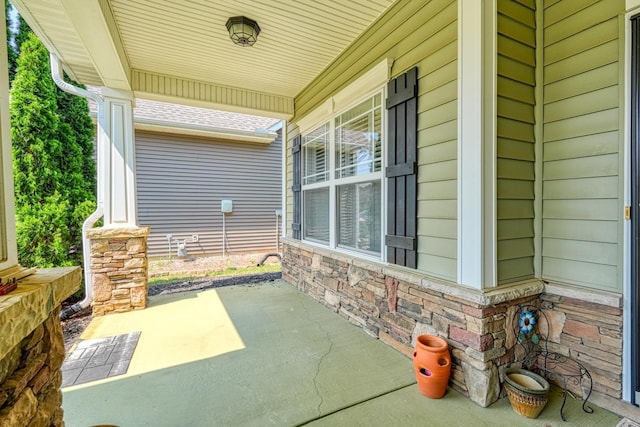427 Listrac, Moore, SC 29369 - view of covered porch