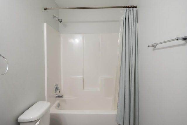 170 Old Timber, Woodruff, SC 29388 - bathroom featuring shower / tub combo and toilet