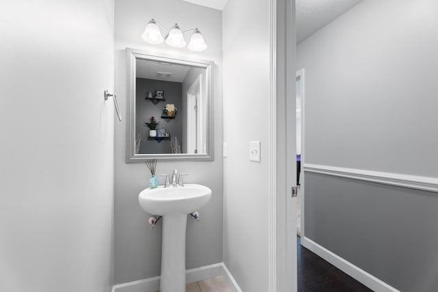 309 Old Kimbrell, Boiling Springs, SC 29316 - bathroom with baseboards